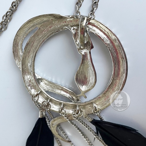 Vintage Snake and Feather 6" Pendant Necklace Silver Metal Serpent Feathers 80s - Picture 11 of 13
